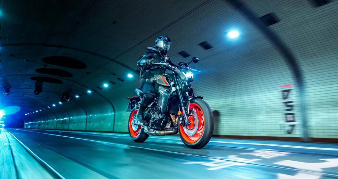 Những nâng cấp đáng giá của Yamaha MT-09 2021, đối thủ Ducati Monster